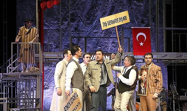 “Gözlerimi Kaparım Vazifemi Yaparım" Maltepe Seyircisiyle Buluşuyor