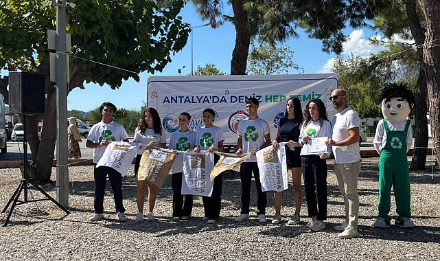 Kemer'de Dünya Temizlik Günü'ne anlamlı etkinlik