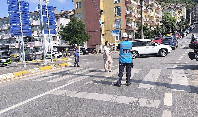 Kocaeli Zabıtası YKS'de gençleri yalnız bırakmadı