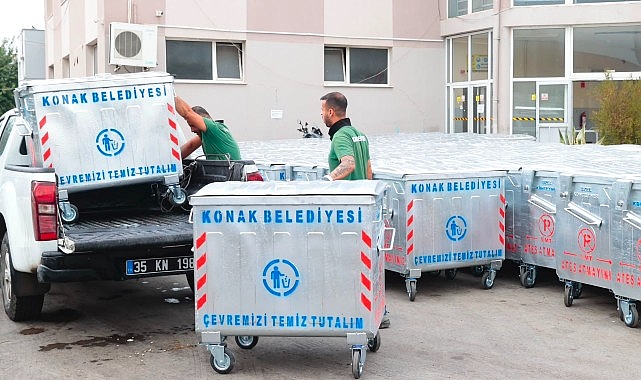 Konak'ta konteynerler yenilenmeye devam ediyor