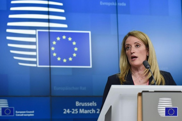 Metsola’dan, Macaristan Başbakanı Orban’a Avrupa Parlamentosu’nda hoş geldin mesajı Metsola’dan, Macaristan Başbakanı Orban’a Avrupa Parlamentosu’nda hoş geldin mesajı