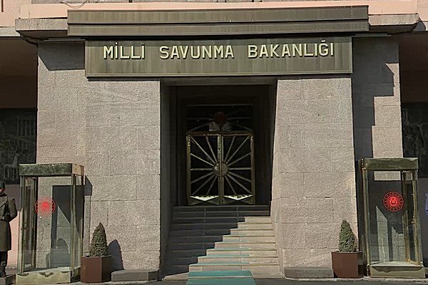 MSB’den öğrencilere mesleki tanıtım faaliyeti MSB’den öğrencilere mesleki tanıtım faaliyeti