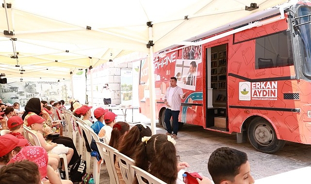 Osmangazi Belediyesi Çocuklara Kitap ve Tarih Sevgisi Aşılıyor 