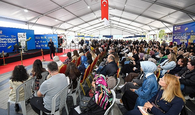 Osmangazi Kitap Günleri'nde Edebiyat, Psikoloji ve Bilim Konuşuldu