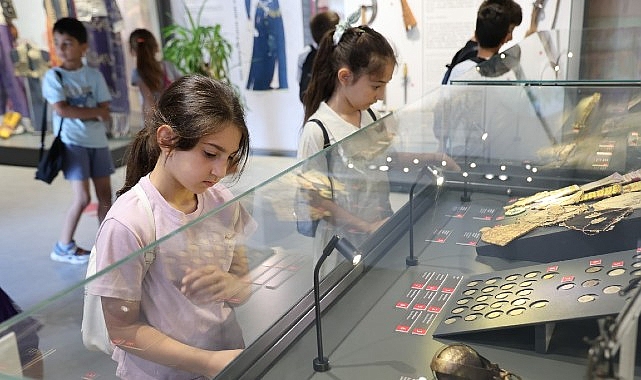 Osmanlı Günlük Yaşam Müzesi'nde Tarihle Buluşan Minikler