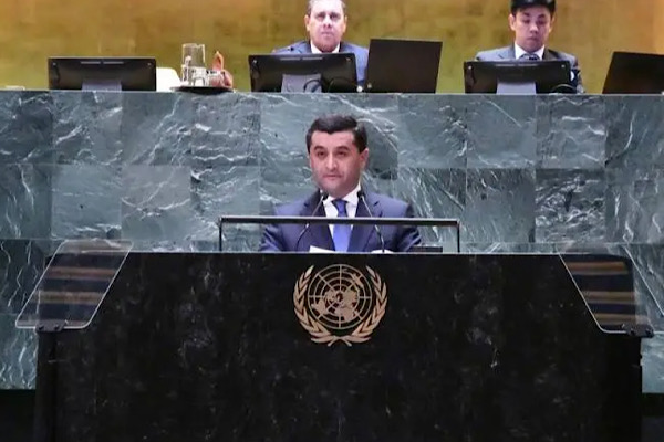 Saidov, Singapur Sürdürülebilir Kalkınma ve Çevre Bakanı Fu ile görüştü Saidov, Singapur Sürdürülebilir Kalkınma ve Çevre Bakanı Fu ile görüştü