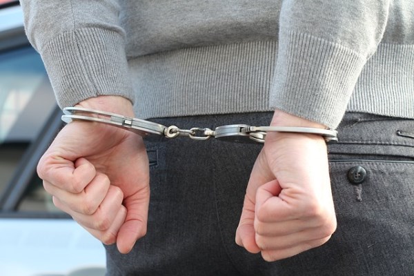 Şanlıurfa’da hakkında 20 yılı aşkın hapis cezası bulunan şahıs yakalandı Şanlıurfa’da hakkında 20 yılı aşkın hapis cezası bulunan şahıs yakalandı