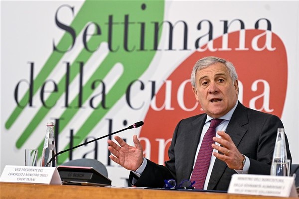 Tajani’den hayatını kaybeden polis memuru için taziye mesajı Tajani’den hayatını kaybeden polis memuru için taziye mesajı