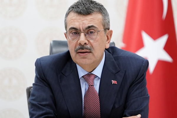 Tekin’den YKS öncesi öğrencilere moral mesajı