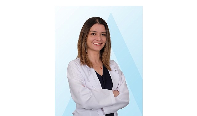 Yaz sıcakları menopoz şikayetlerini artırabiliyor!  