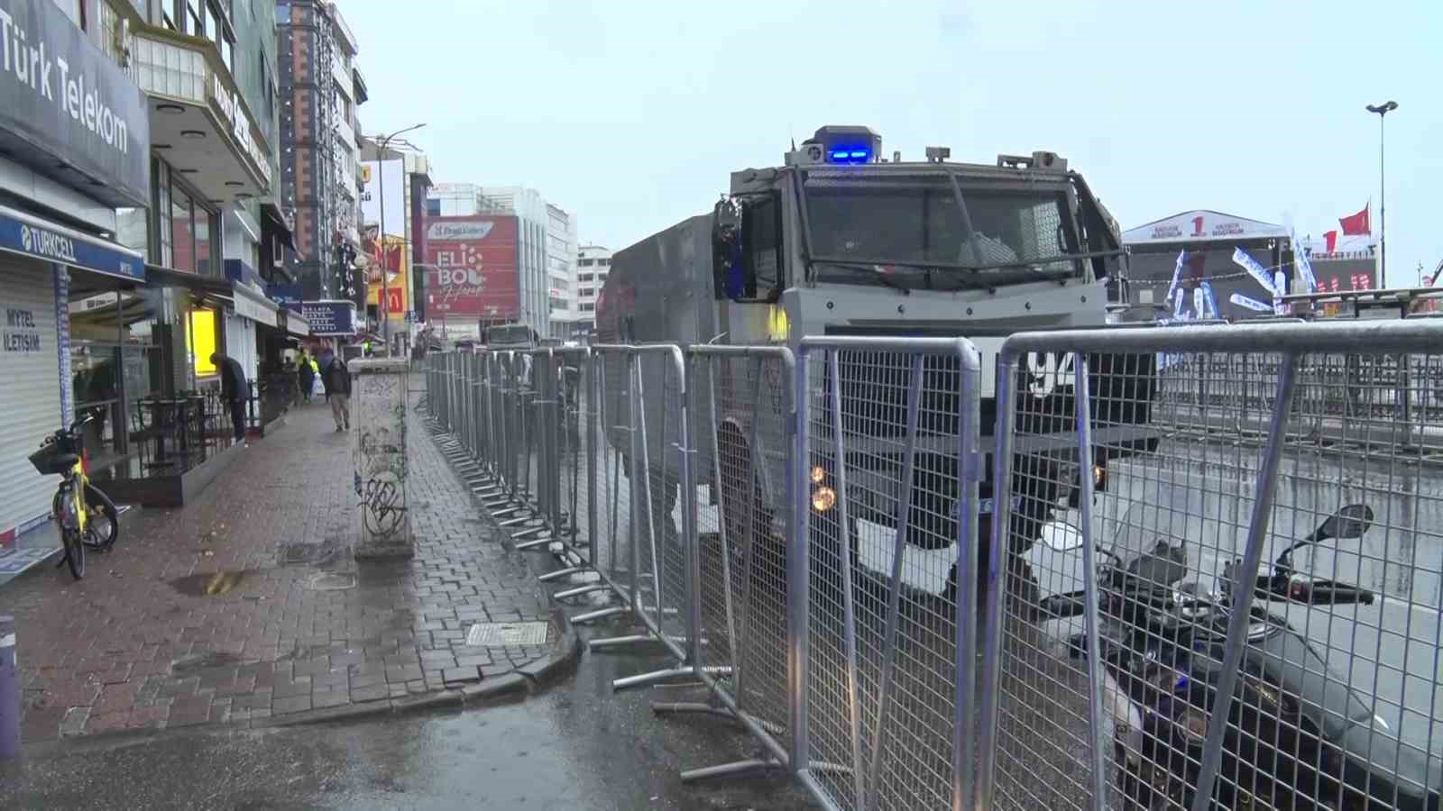 1 Mayıs kutlamalarının merkezi Kadıköy’de yoğun güvenlik önlemi
