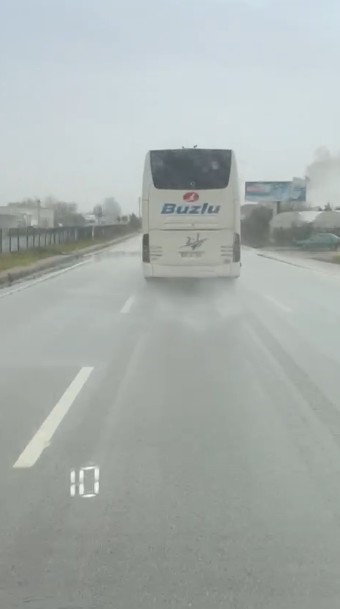 10 kişinin hayatını kaybettiği kazaya karışan firmanın bir başka otobüsü aynı güzergahta hız yaparken görüntülendi
