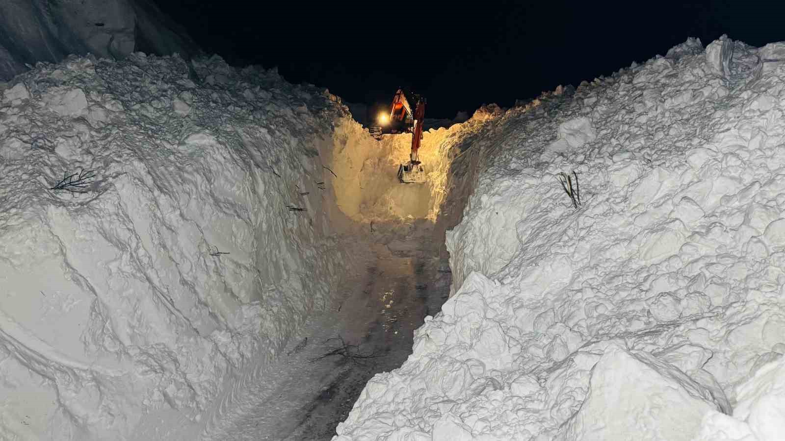 10 metre karda çalışma
