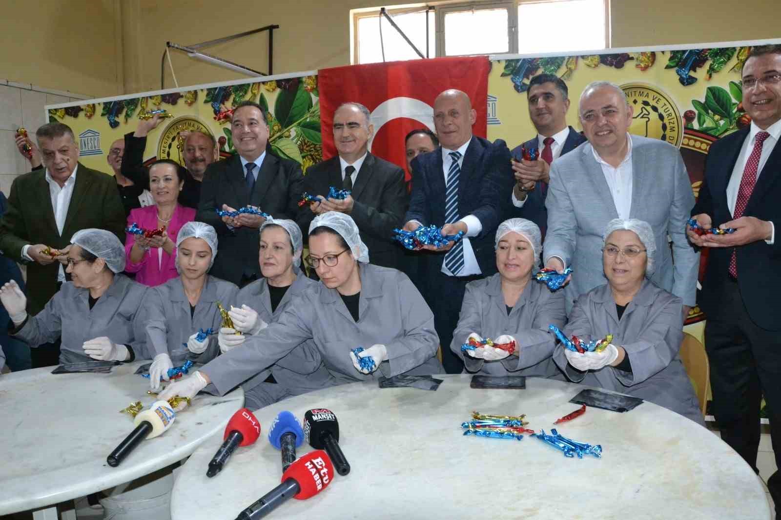 10 ton mesir için dualar okundu
