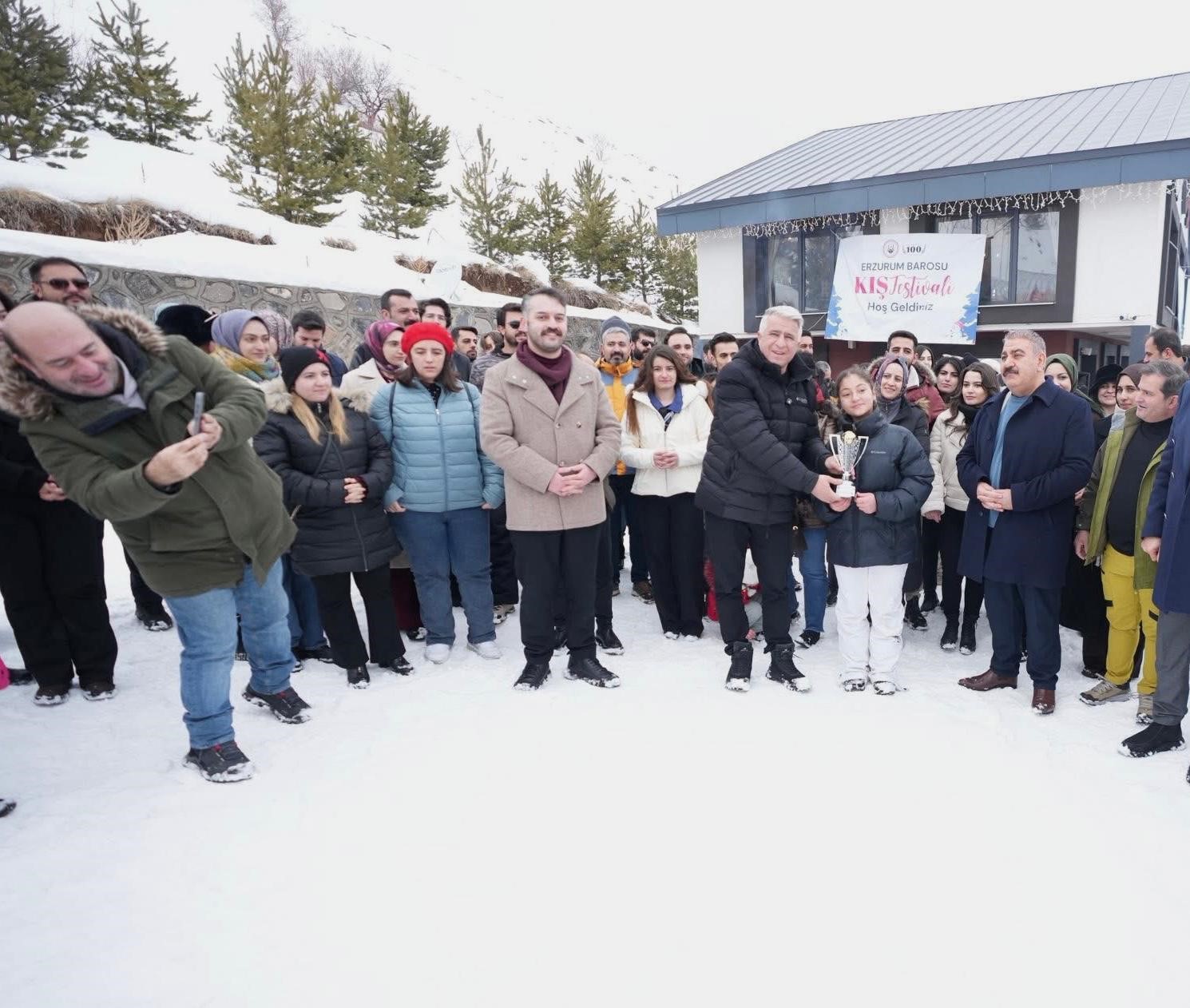 100. Yılında Erzurum Barosu’ndan ’Kış Festivali’ etkinliği
