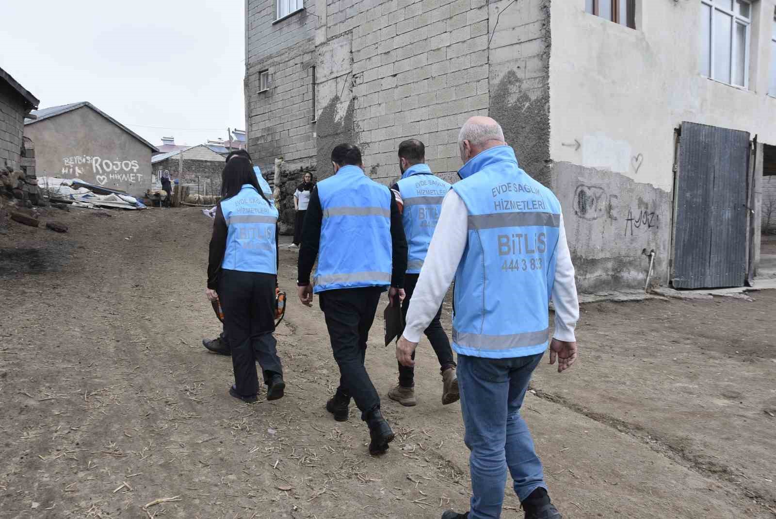 101 yaşındaki hastaya evde özel bakım
