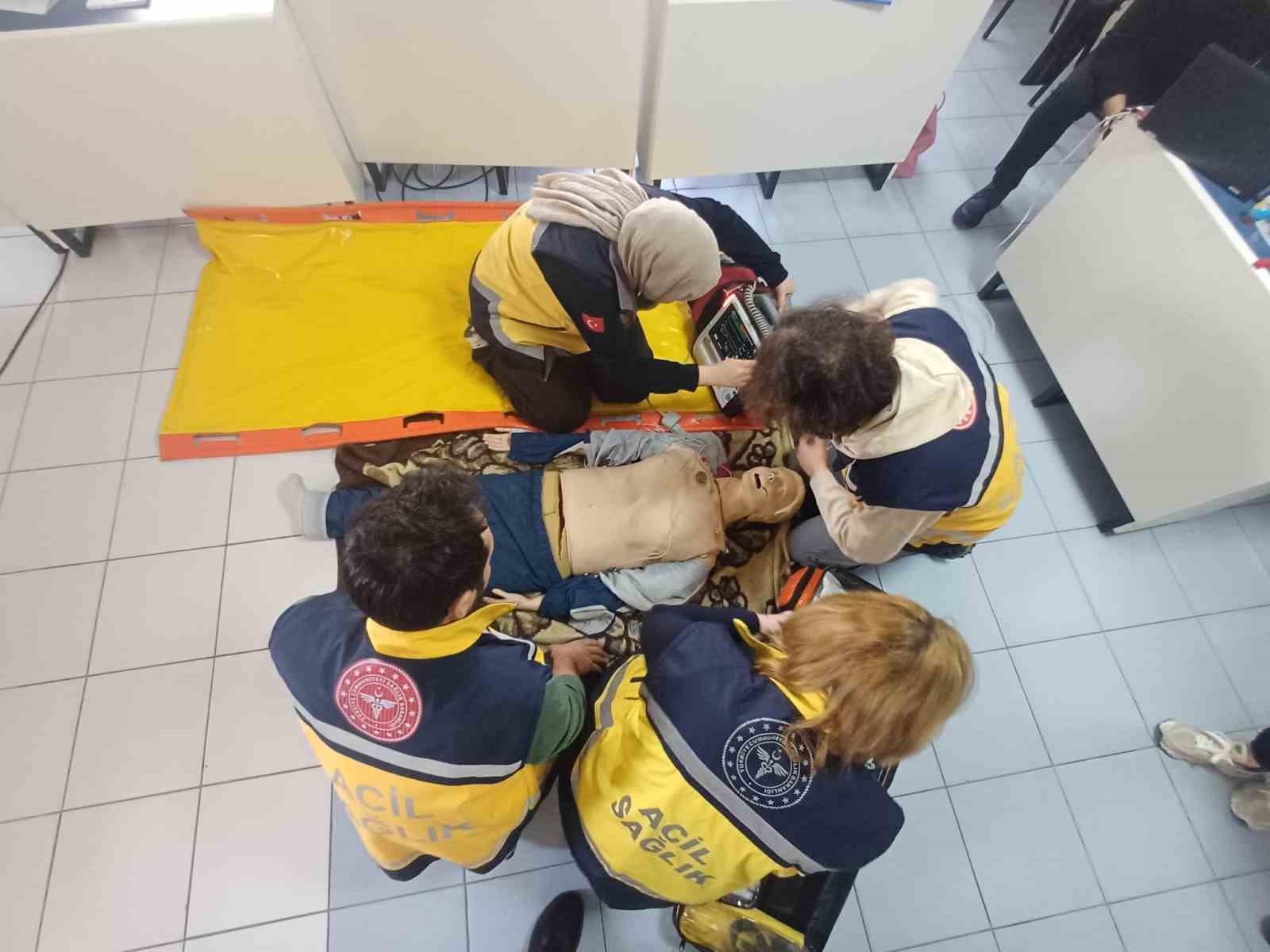 112 personeli eğitimden geçti
