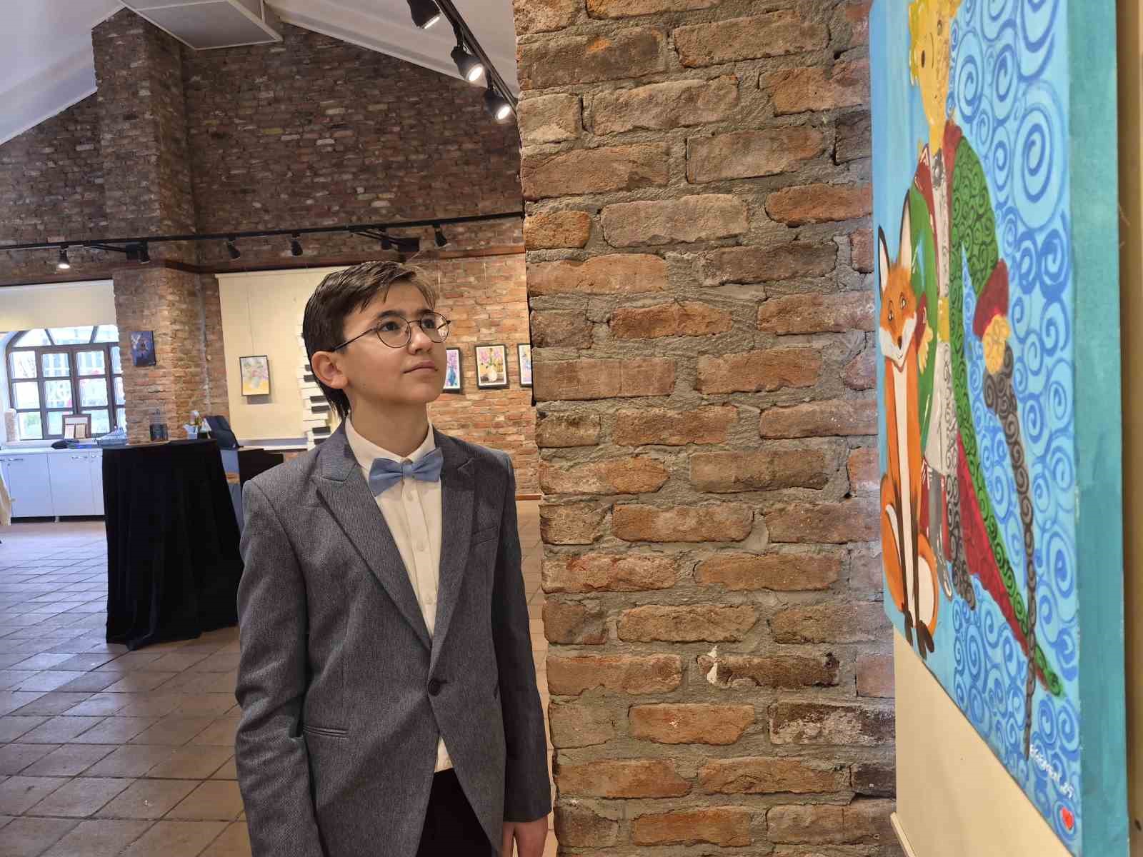 12 yaşındaki Egemen’in resim sergisi
