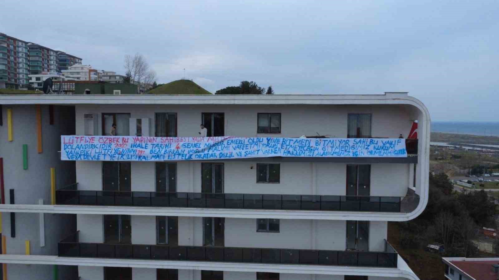 12 yıldır bitmeyen konutun kayyumu konuştu: "Asıl mağdur benim"
12 yıldır bitmeyen konutun kayyumu konuştu: "Asıl mağdur benim"