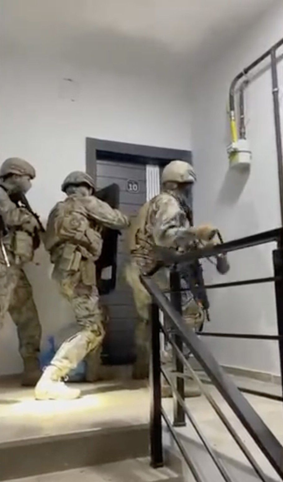 13 ilde eş zamanlı yasa dışı bahis operasyonu: 71 gözaltı, 53 tutuklama
