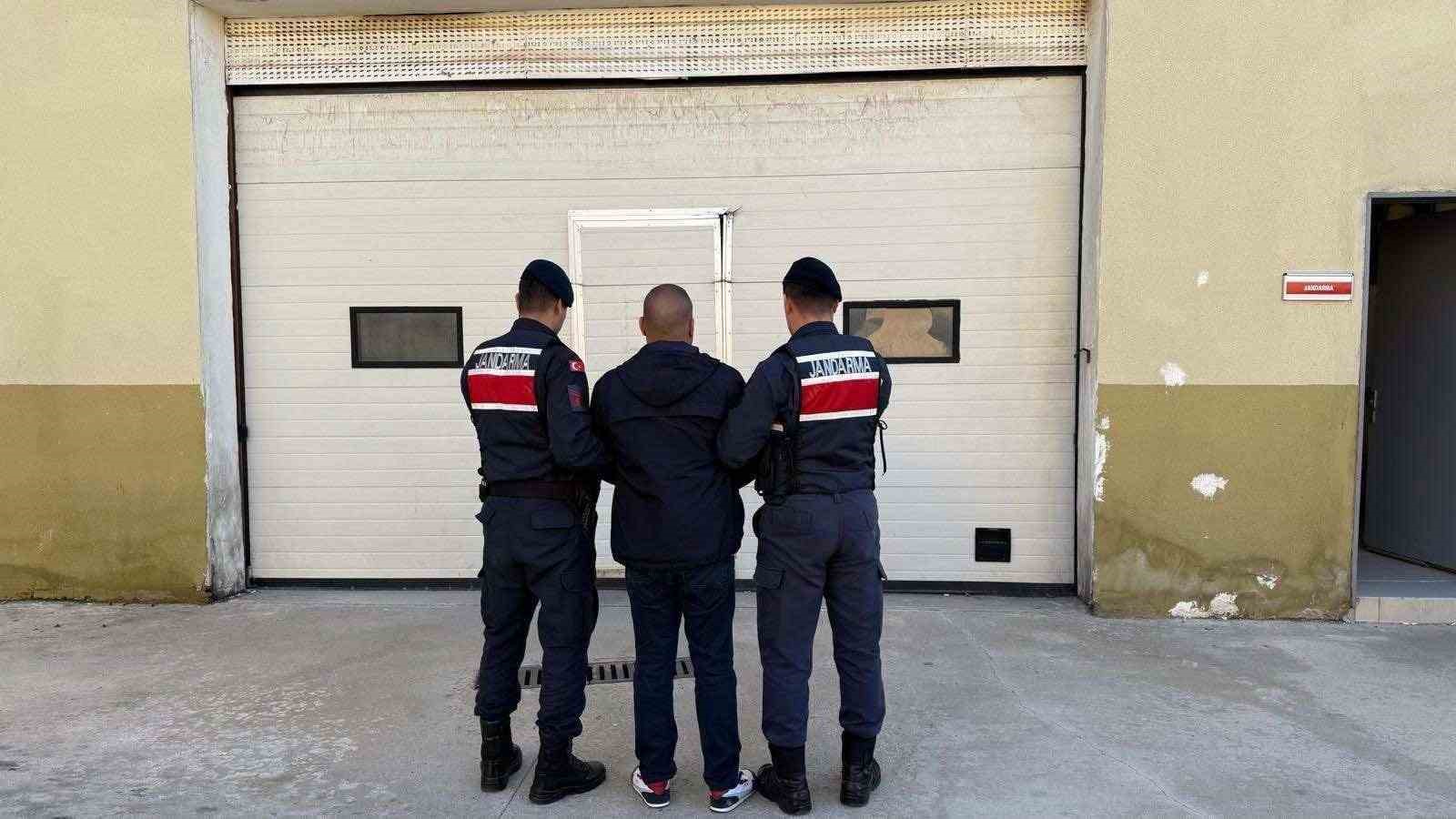 14 yıl hapis cezası bulunan dolandırıcılık şüphelisi yakalandı
