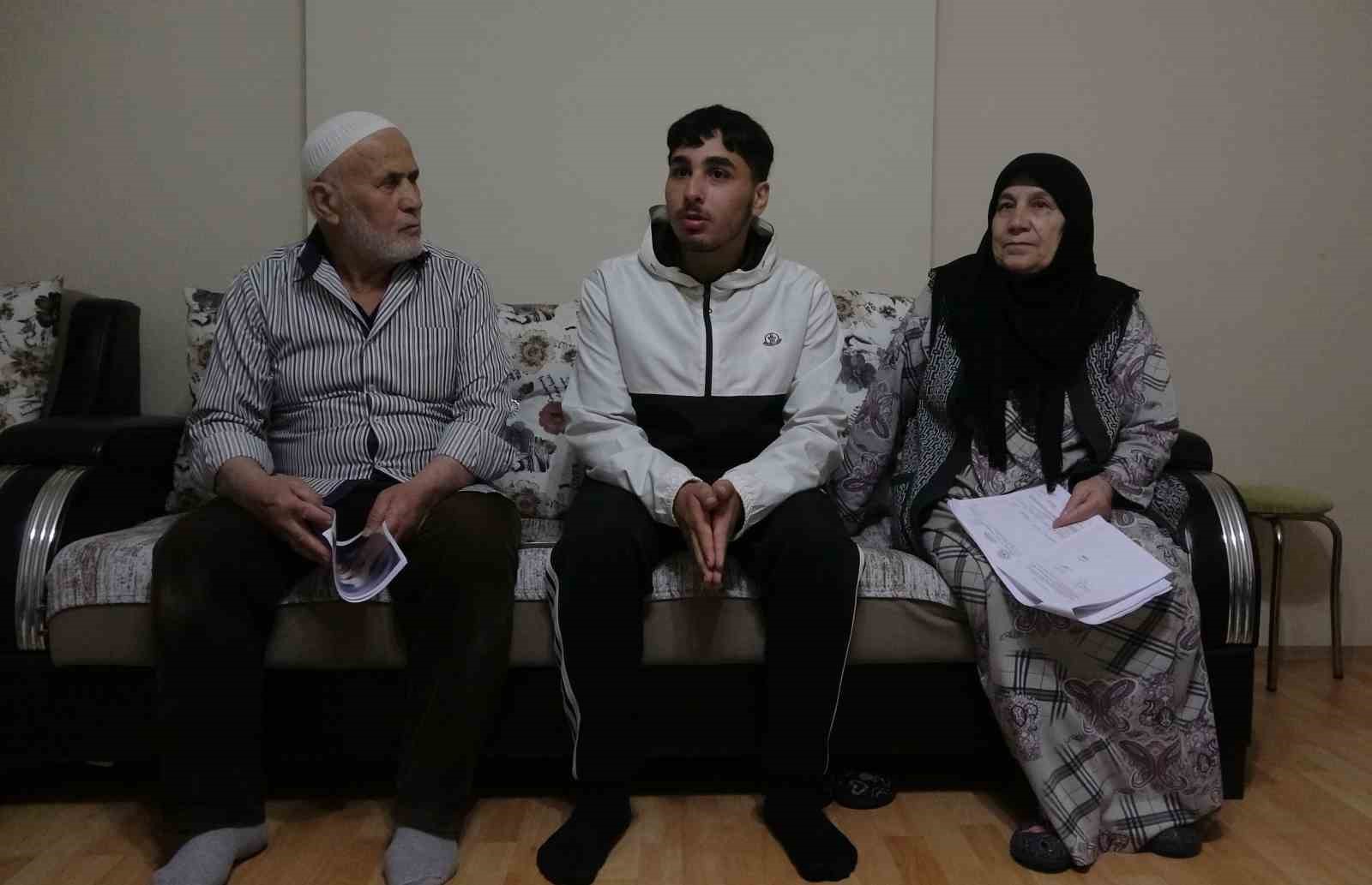 16 yaşındaki çocuk gündüz tartıştığı arkadaşının babası tarafından akşam darp edildi
