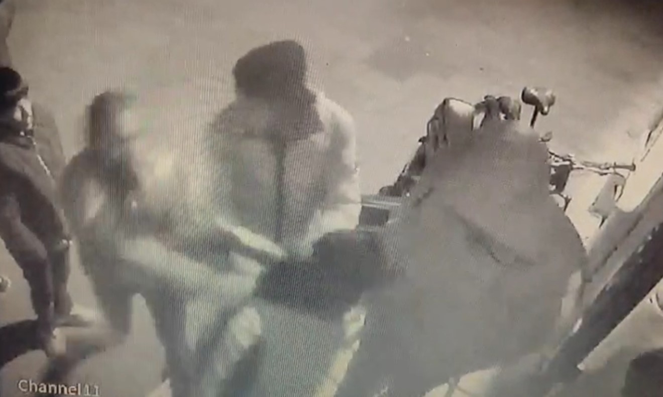 16 yaşındaki çocuk gündüz tartıştığı arkadaşının babası tarafından akşam darp edildi
