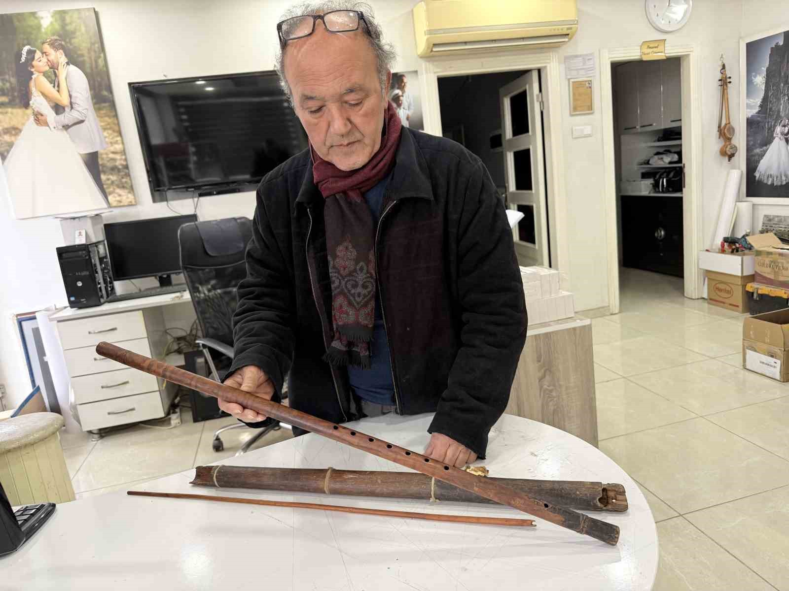 165 yıllık kavalını, hayrat çeşmesi yapmak için satışa çıkardı
