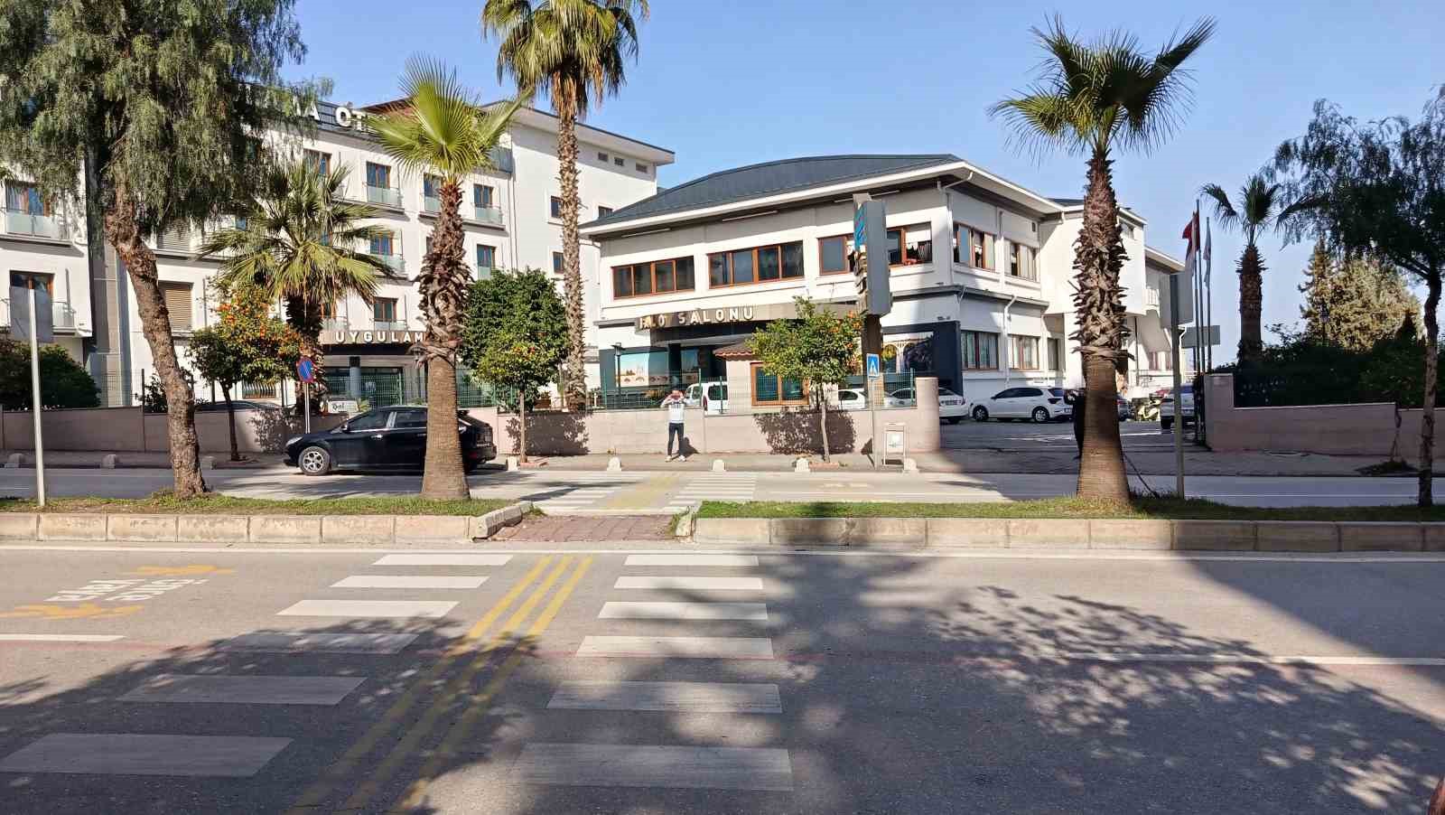 17 aylık bebeğe çarparak ölümüne neden olan sürücü ehliyetsiz çıktı
17 aylık bebeğe çarparak ölümüne neden olan sürücü ehliyetsiz çıktı