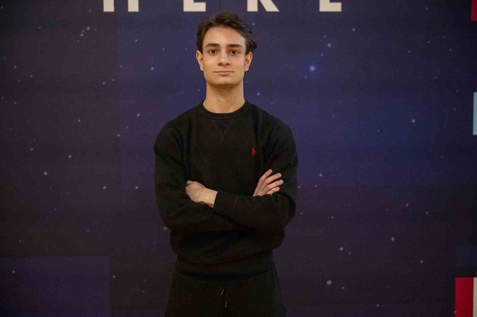 17 yaşındaki Doruk’un Harvard yolculuğu Nakkaştepe’den başladı
17 yaşındaki Doruk’un Harvard yolculuğu Nakkaştepe’den başladı