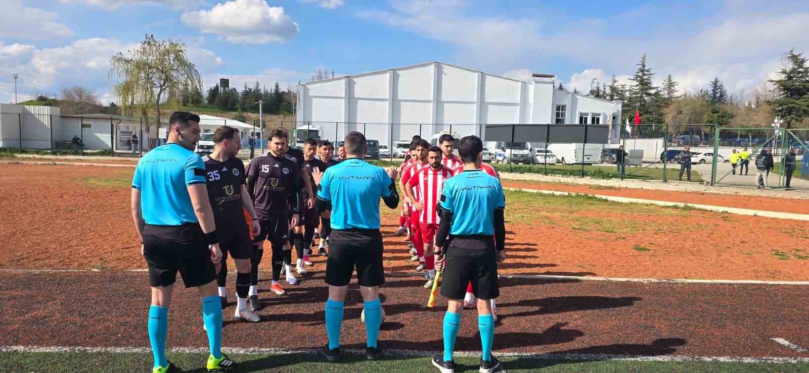 1969 Bilecikspor Kulübü zorlu maçı kazanarak, adını yarı finale yazdırdı
