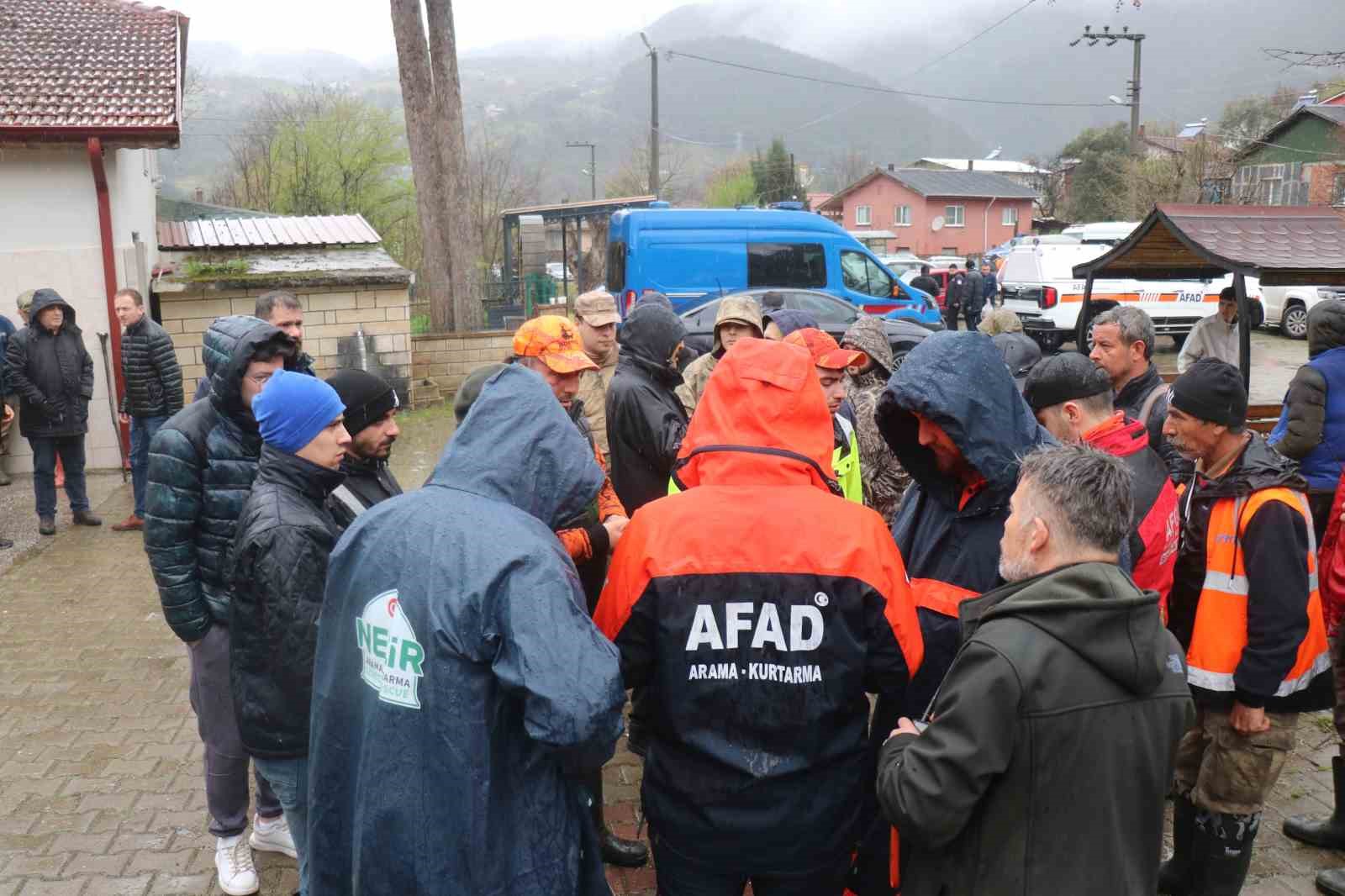 2 gündür haber alınamayan vatandaşın cansız bedenine ulaşıldı: 130 personel görev aldı
