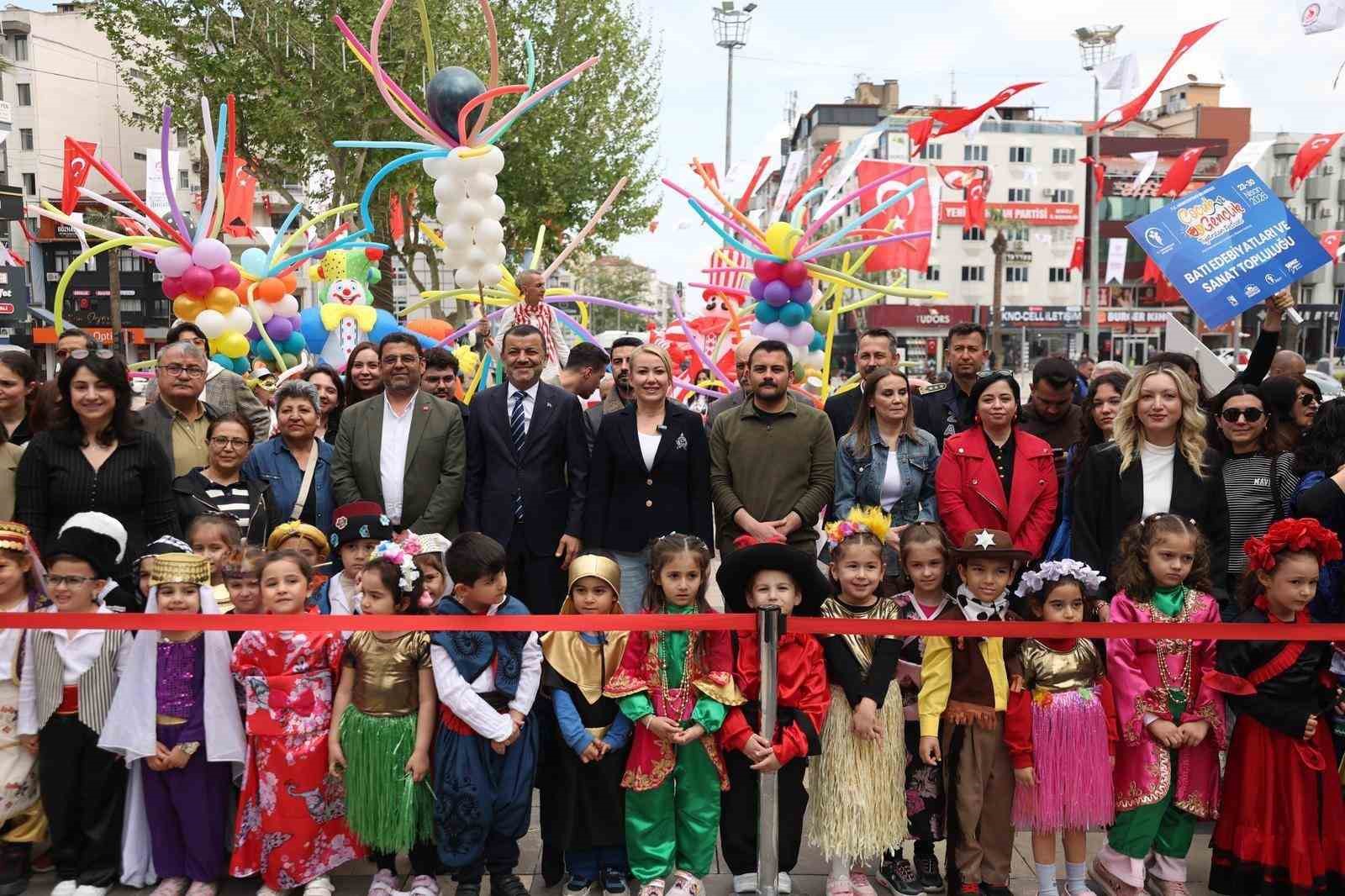 2. Uluslararası Çocuk ve Gençlik Tiyatroları Festivali başladı
