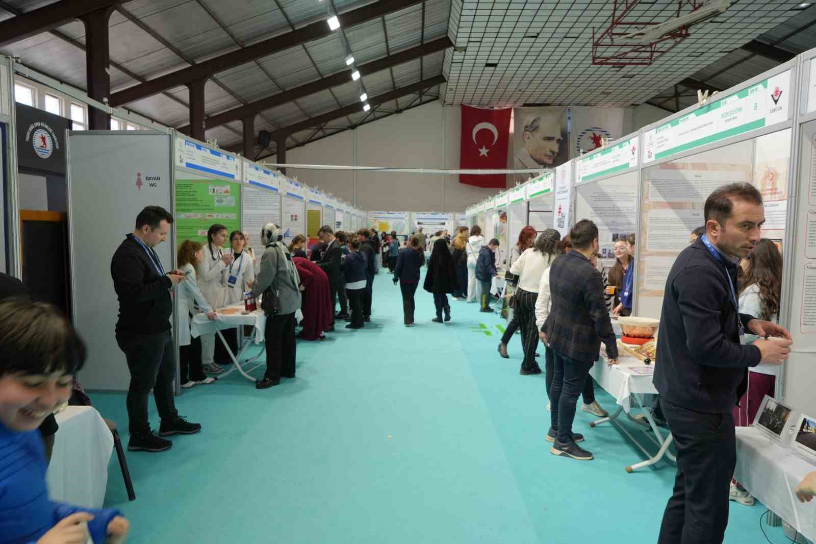 20. Ortaokul Öğrencileri Araştırma Projeleri Yarışması başladı
