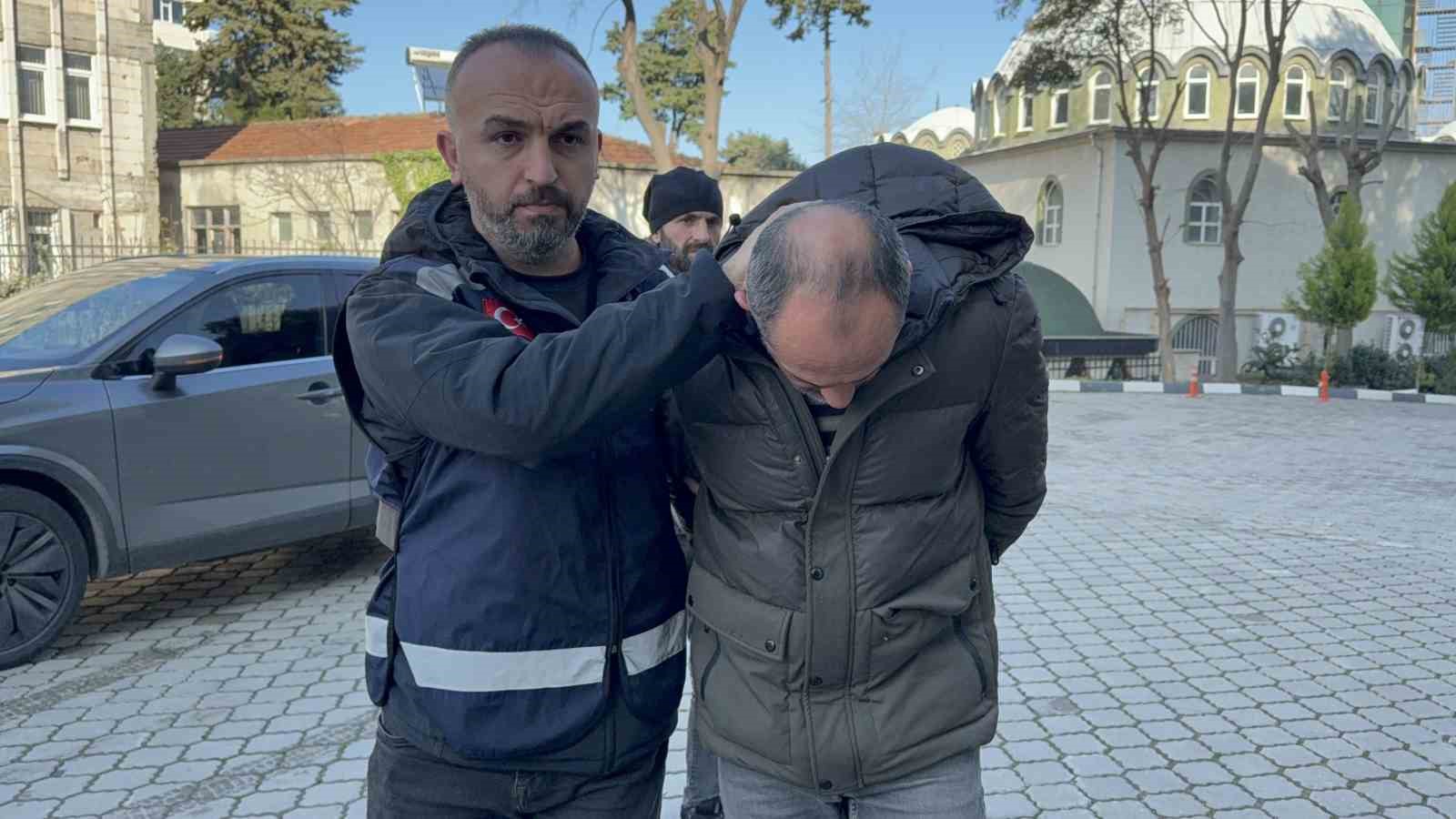 20 yıl önceki cinayet yeniden kan döktü
