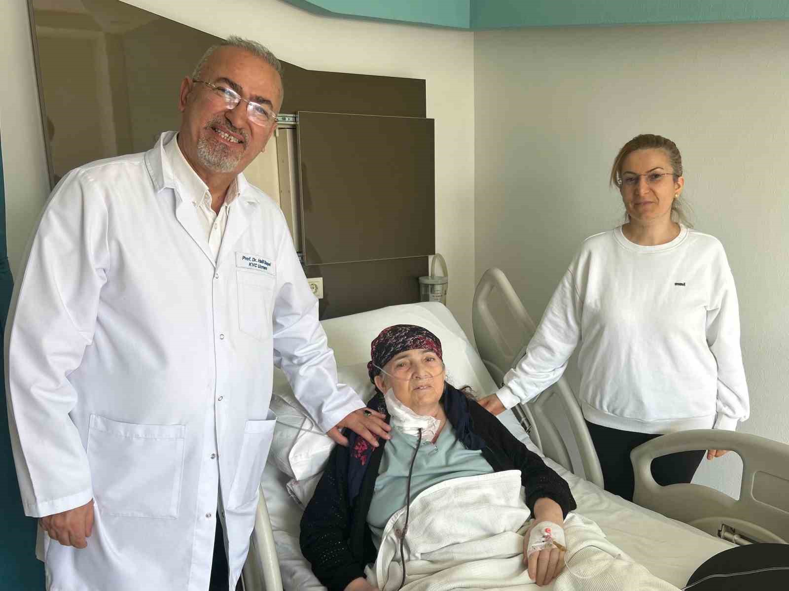 20 yıllık tümör Van’da yapılan ameliyatla alındı
