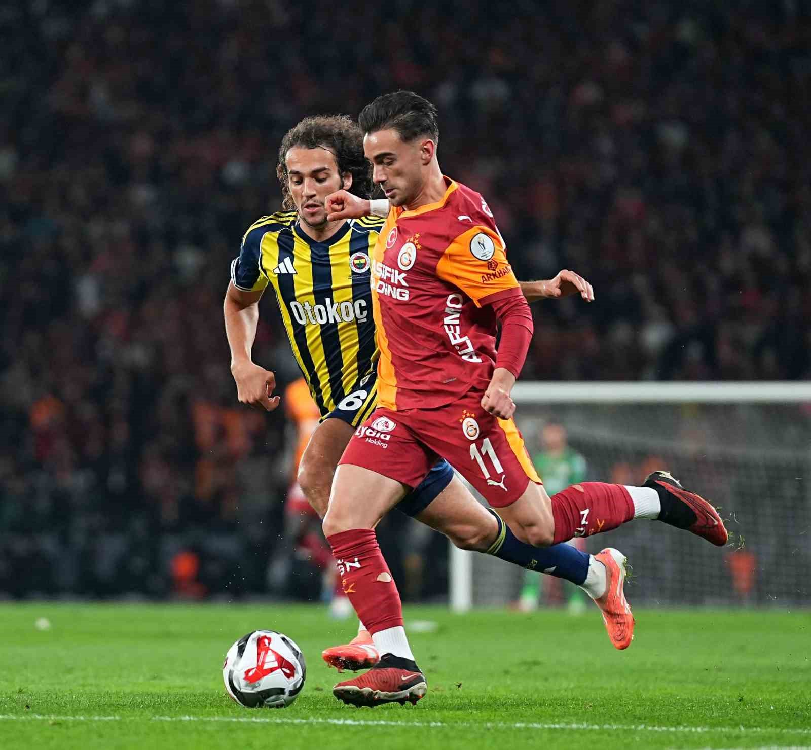 2025 Turkcell Süper Kupa: Galatasaray: 0 - Fenerbahçe: 1 (İlk yarı)
