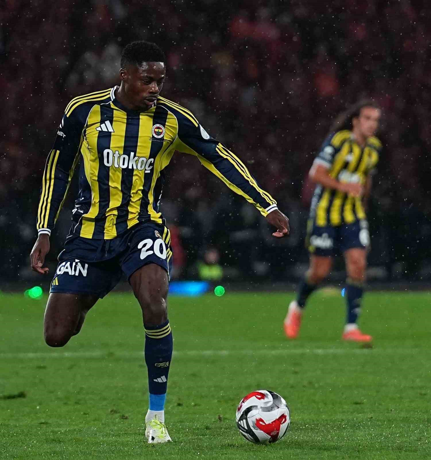 2025 Turkcell Süper Kupa: Galatasaray: 0 - Fenerbahçe: 2 (Maç sonucu)
2025 Turkcell Süper Kupa: Galatasaray: 0 - Fenerbahçe: 2 (Maç sonucu)