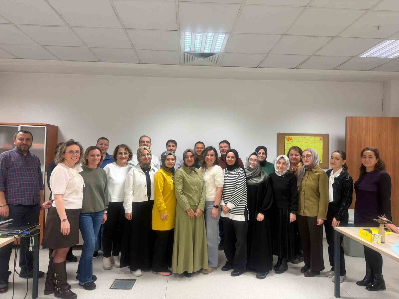 2025 yılının son sağlık eğitimi yapıldı
