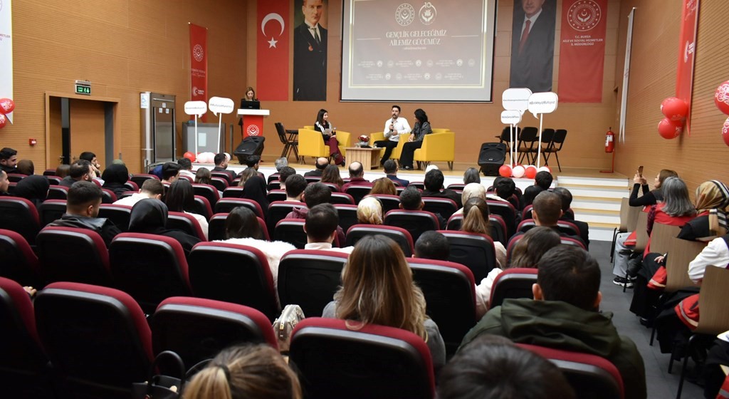 2025’te Bursa’da aileye büyük destek
2025’te Bursa’da aileye büyük destek