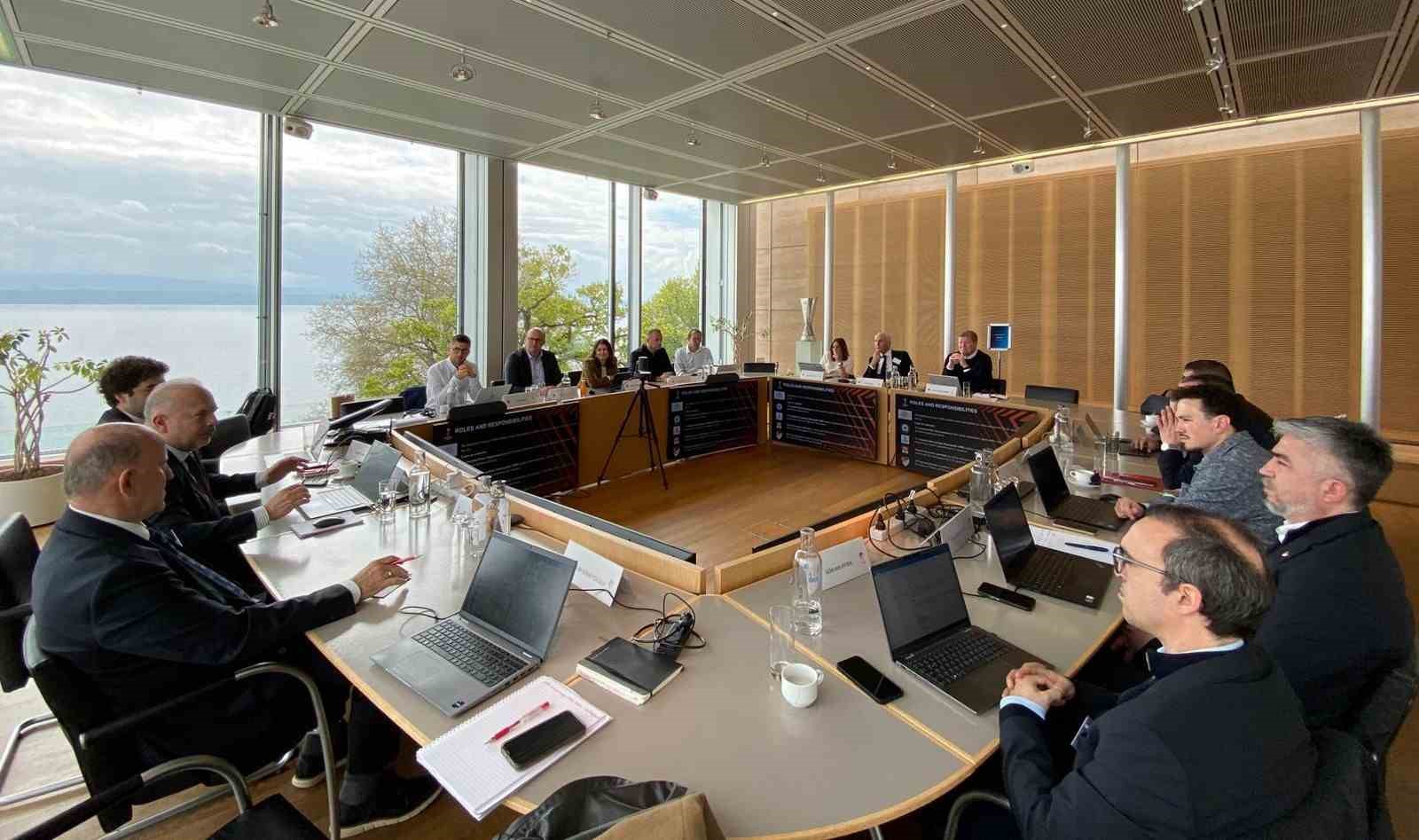 2026 Avrupa Ligi Finali Toplantısı, UEFA Genel Merkezi’nde gerçekleştirildi
