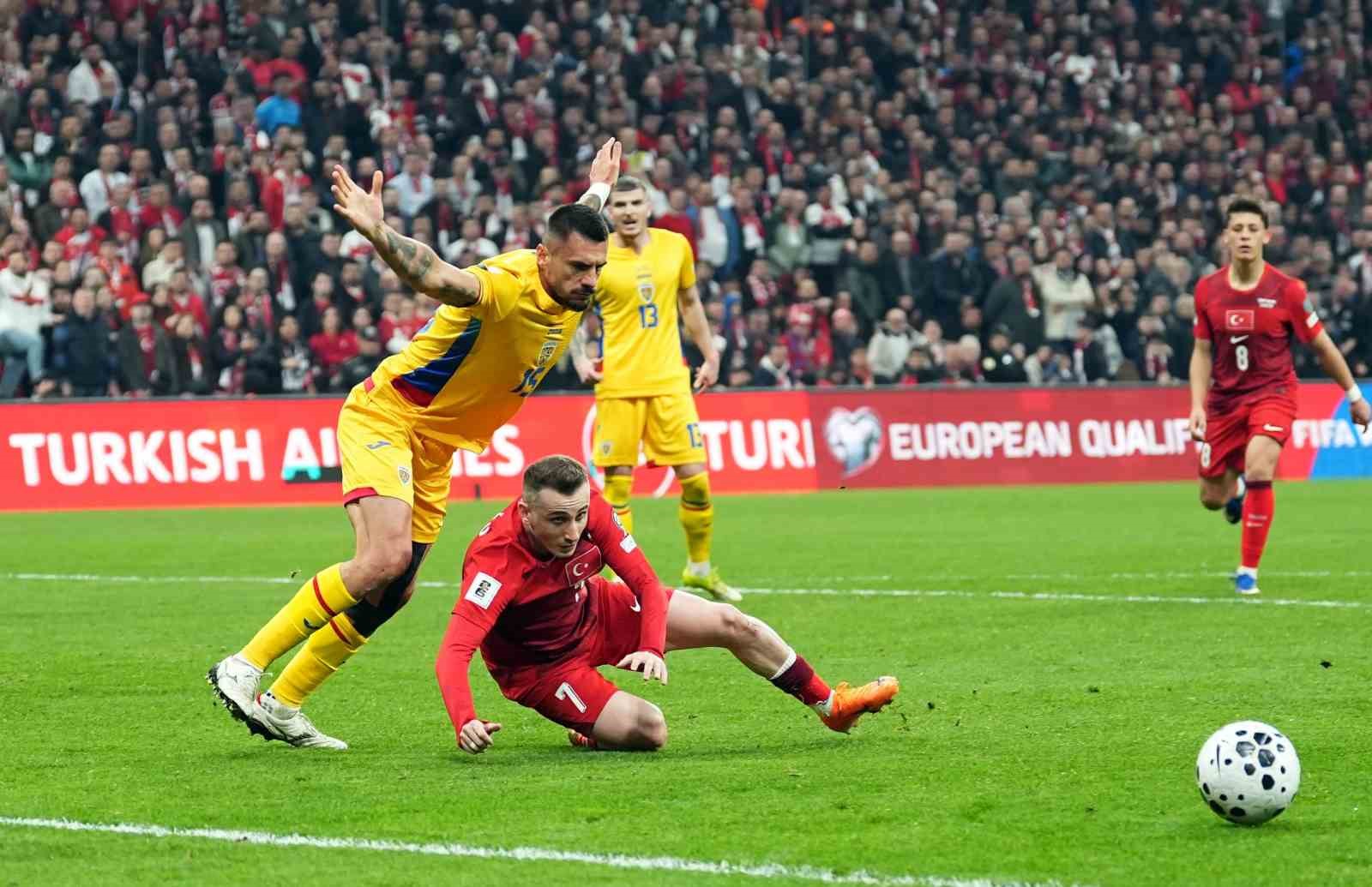 2026 FIFA Dünya Kupası play-off yarı final: Türkiye: 0 - Romanya: 0 (İlk yarı)
