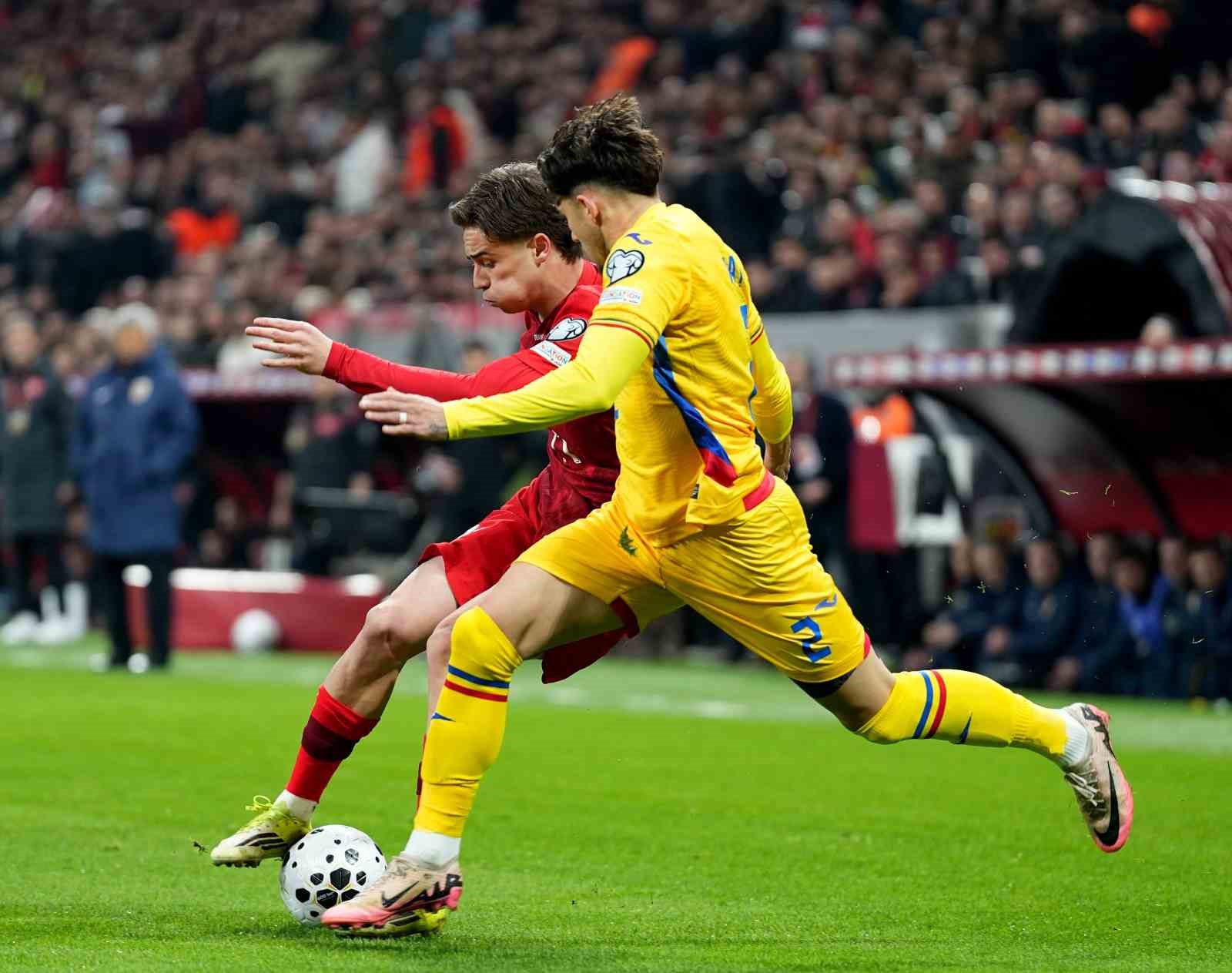 2026 FIFA Dünya Kupası play-off yarı final: Türkiye: 0 - Romanya: 0 (İlk yarı)
