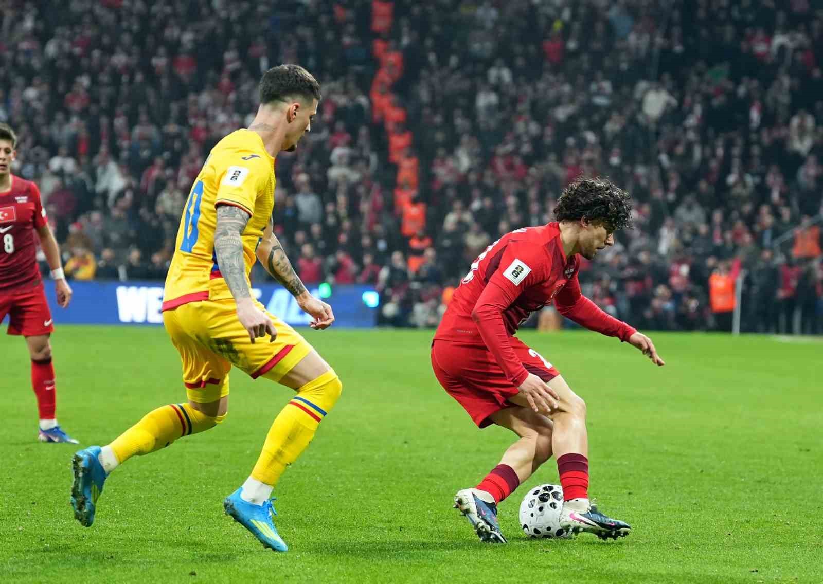 2026 FIFA Dünya Kupası play-off yarı final: Türkiye: 0 - Romanya: 0 (İlk yarı)
