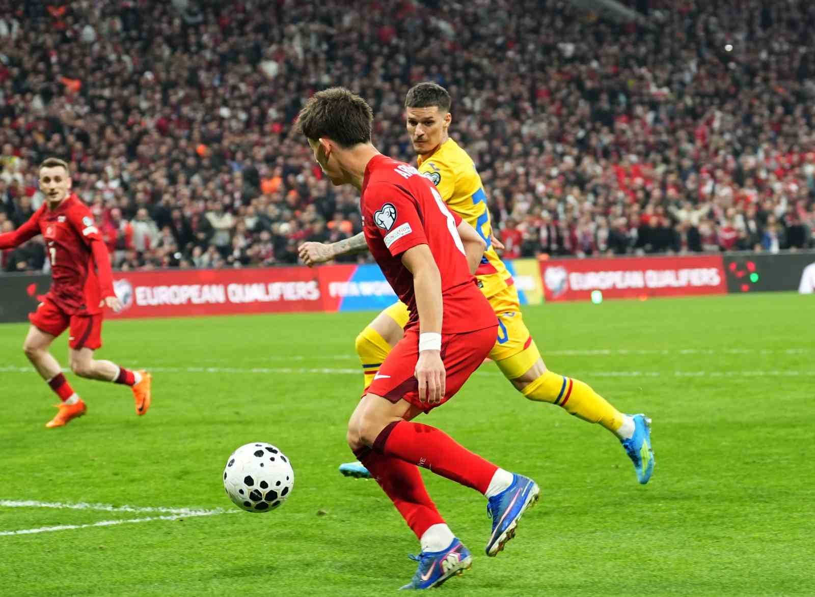 2026 FIFA Dünya Kupası play-off yarı final: Türkiye: 0 - Romanya: 0 (İlk yarı)
