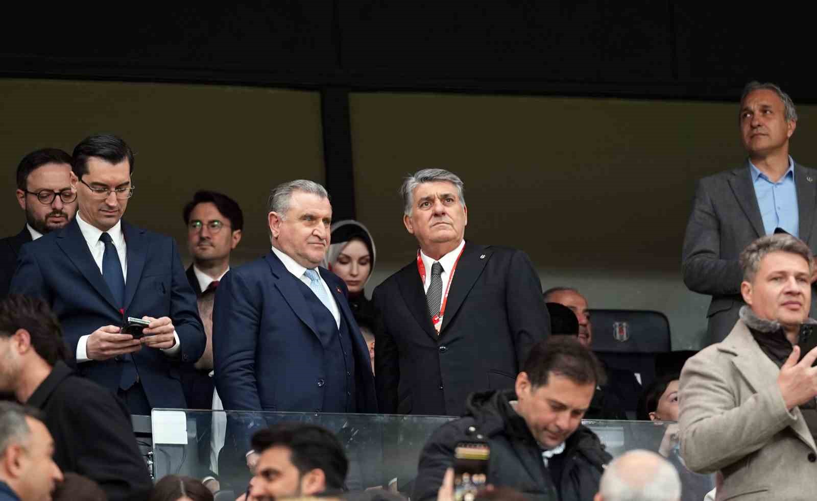 2026 FIFA Dünya Kupası play-off yarı final: Türkiye: 0 - Romanya: 0 (Maç devam ediyor)
