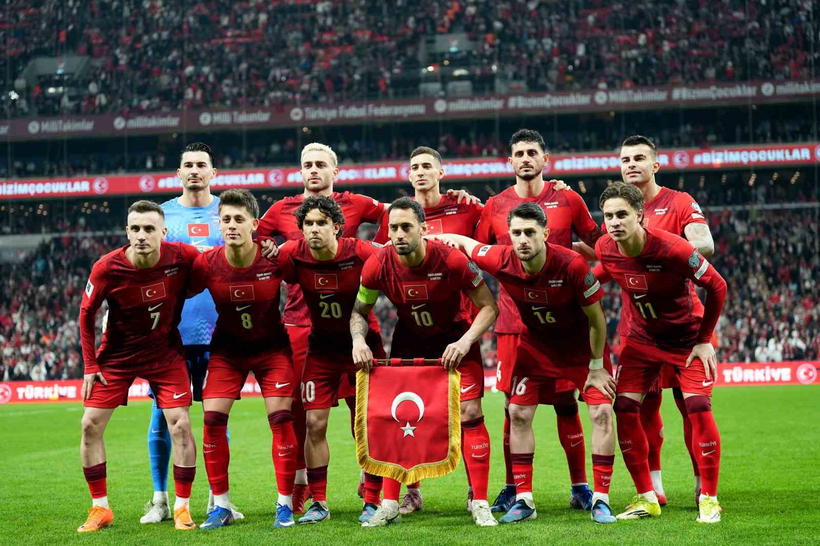 2026 FIFA Dünya Kupası play-off yarı final: Türkiye: 0 - Romanya: 0 (Maç devam ediyor)
