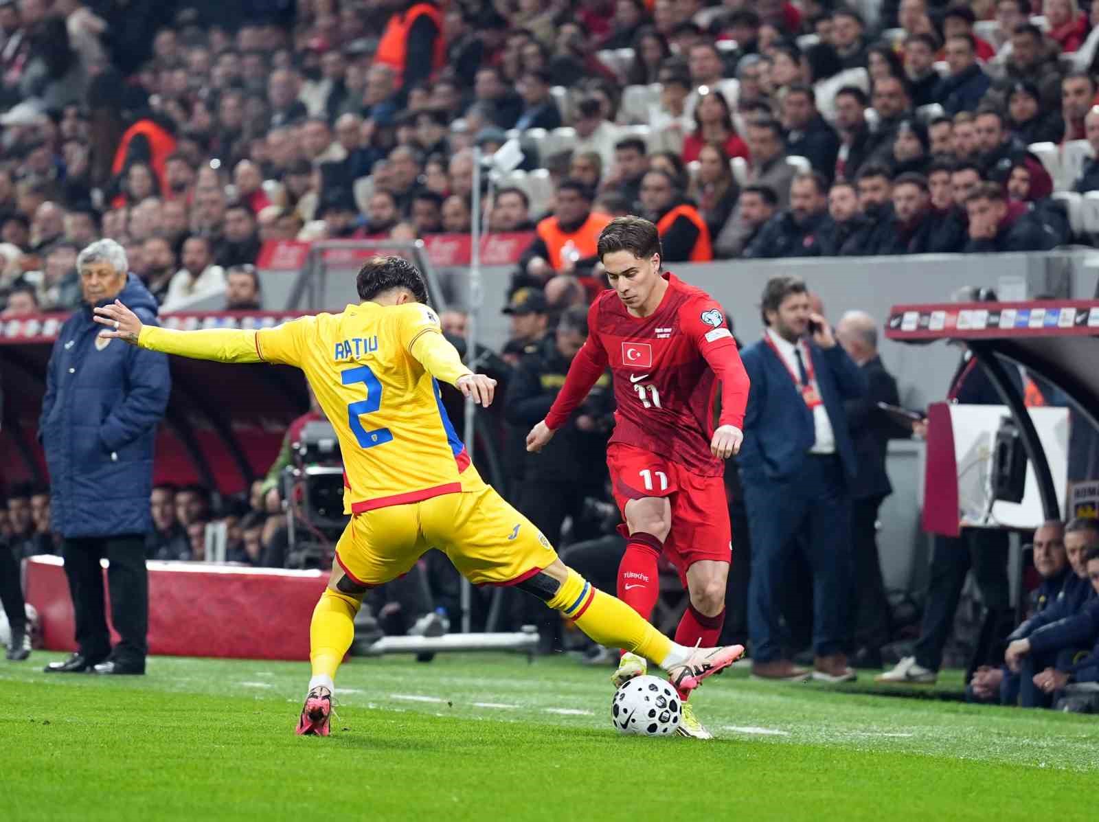 2026 FIFA Dünya Kupası play-off yarı final: Türkiye: 0 - Romanya: 0 (Maç devam ediyor)
