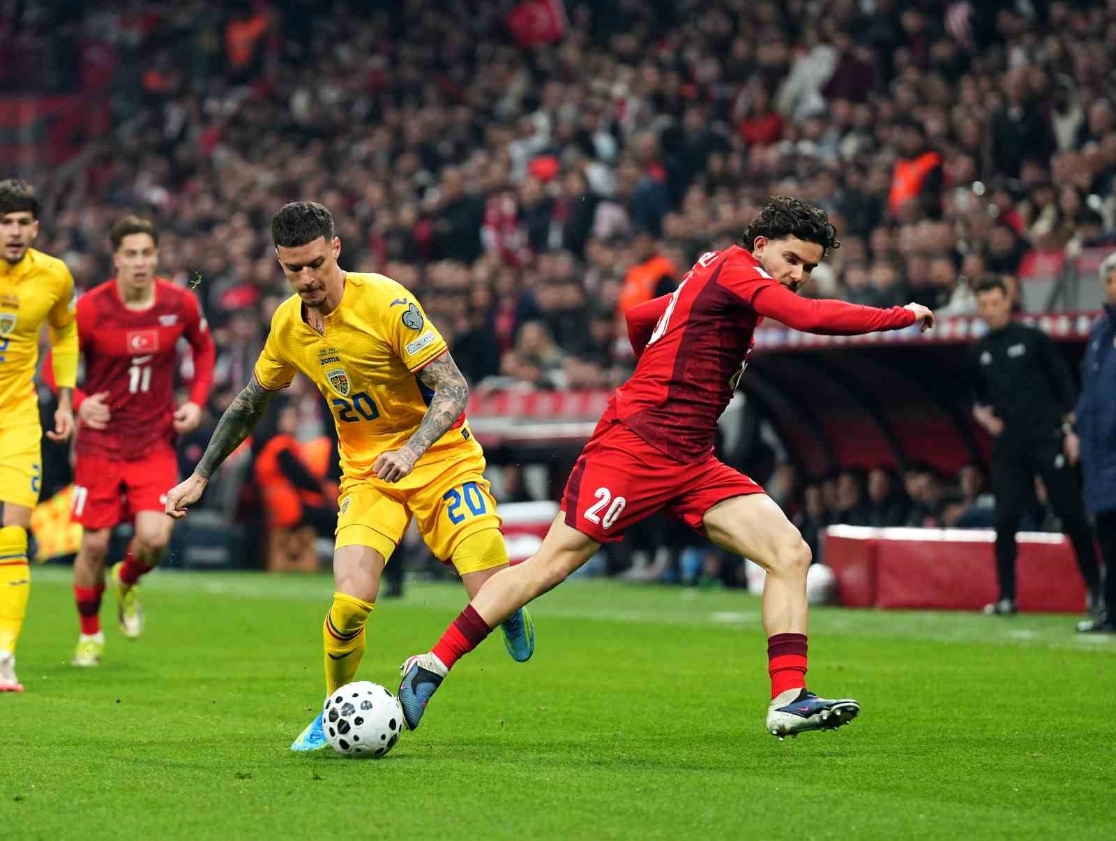 2026 FIFA Dünya Kupası play-off yarı final: Türkiye: 0 - Romanya: 0 (Maç devam ediyor)
