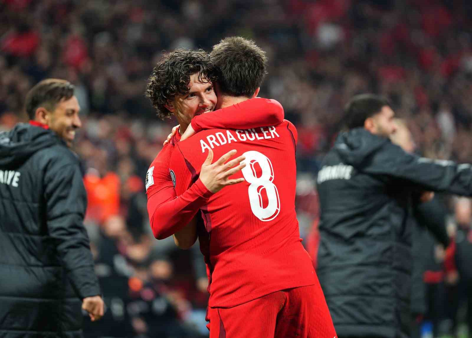 2026 FIFA Dünya Kupası play-off yarı final: Türkiye: 1 - Romanya: 0 (Maç sonucu)
2026 FIFA Dünya Kupası play-off yarı final: Türkiye: 1 - Romanya: 0 (Maç sonucu)